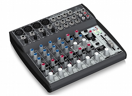����� 12 ������ Behringer 1202