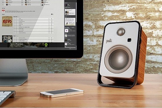 ������� Bluetooth ����� Polk Audio ���� �����