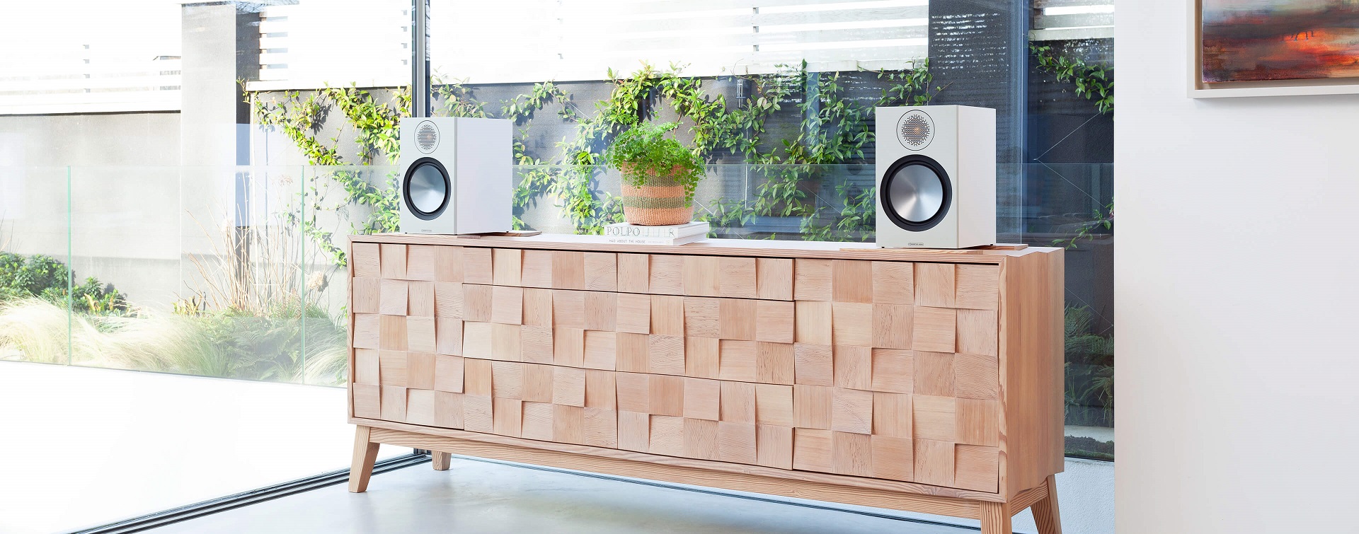 Monitor Audio Bronze 100 Monitor Audio Bronze 100 Lifestyle